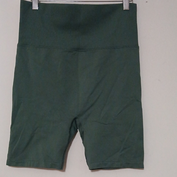PINK Victoria's Secret Pants - PINK ‎ Women's Green High-Waisted Shorts